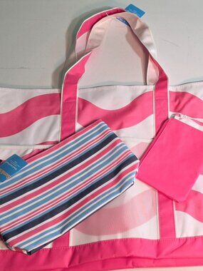 Sun & Sky Jumbo Wave Beach Bag 25.75 W x .044 D x 16.53 H & Sand Pouch-Pink